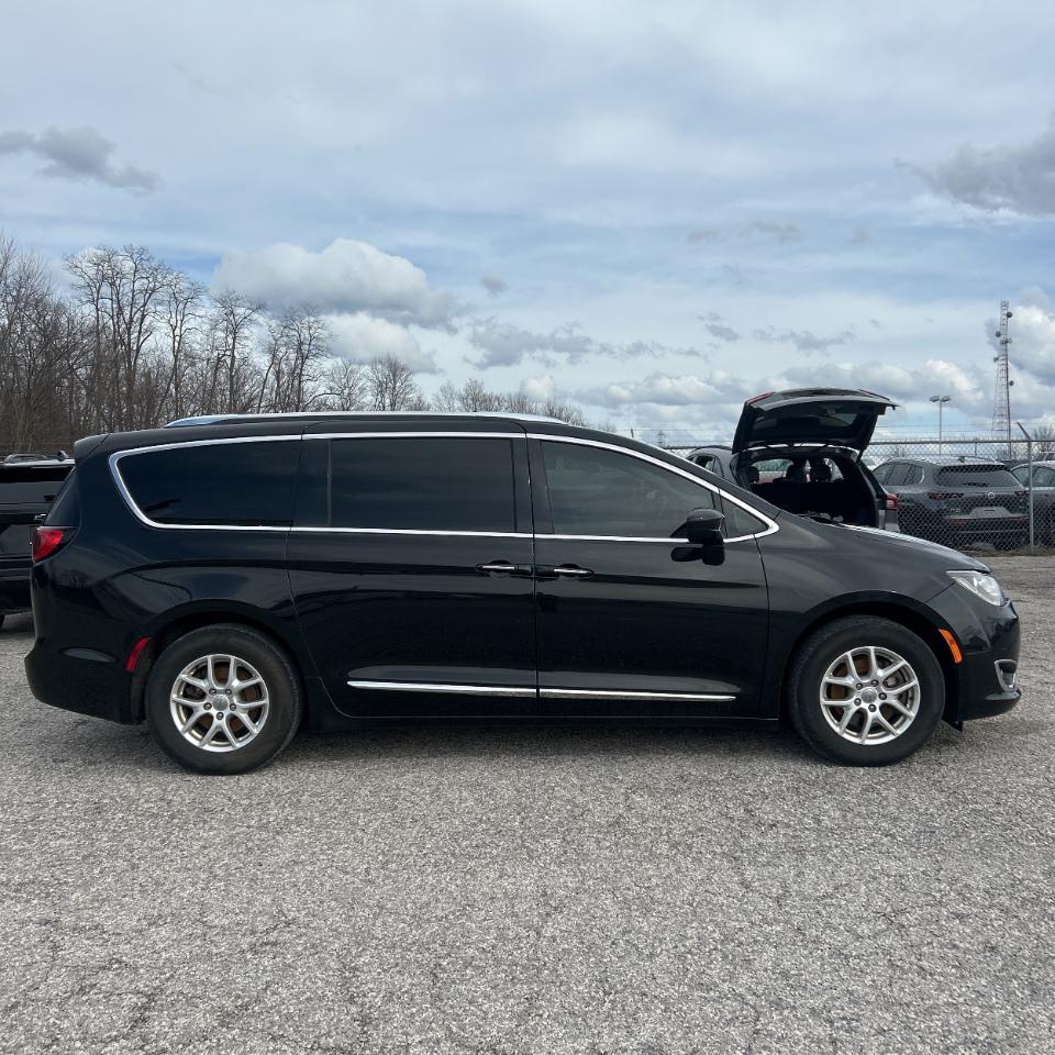Chrysler Pacifica Touring-L 2020
