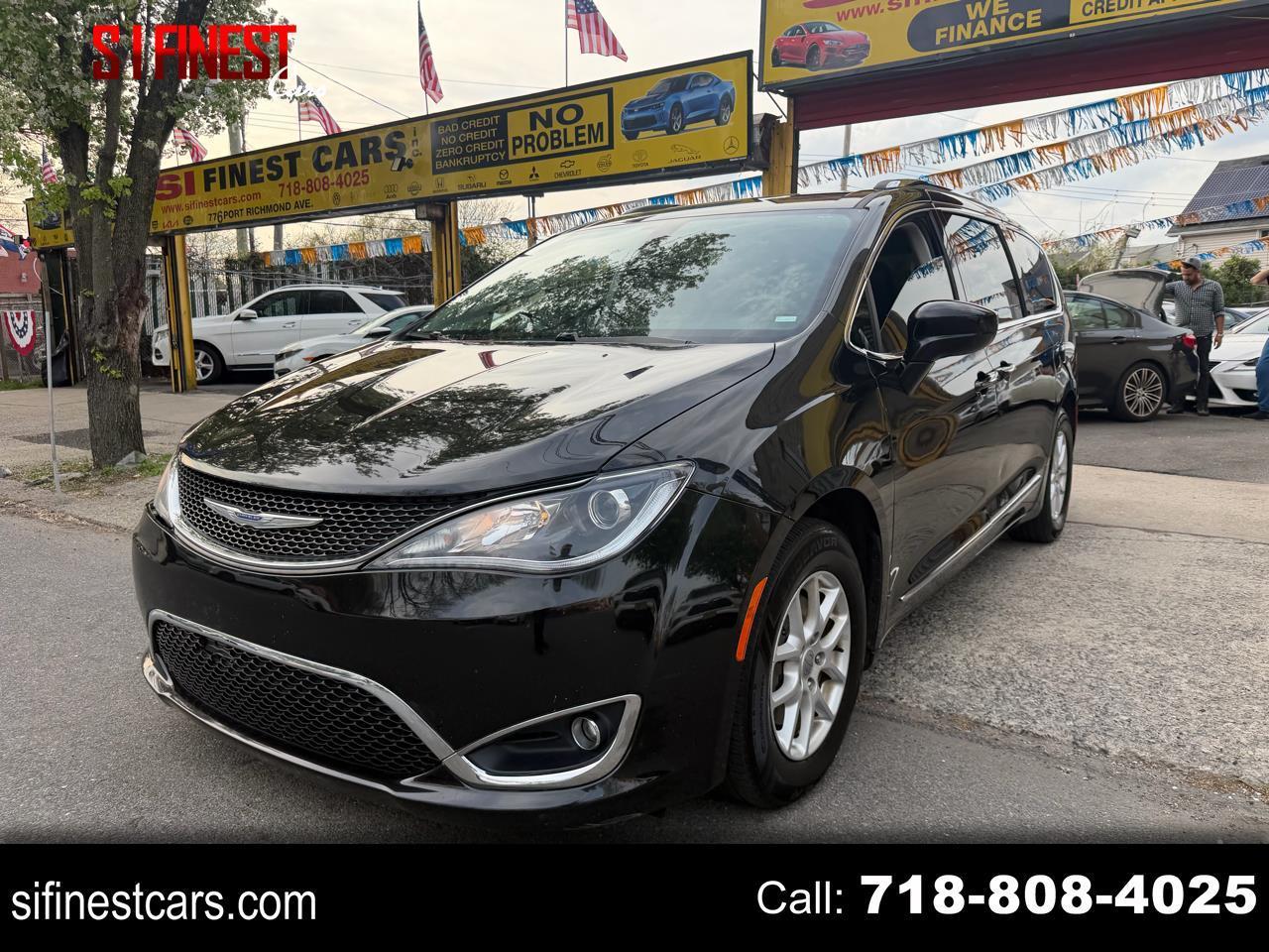 2020 Chrysler Pacifica Touring-L