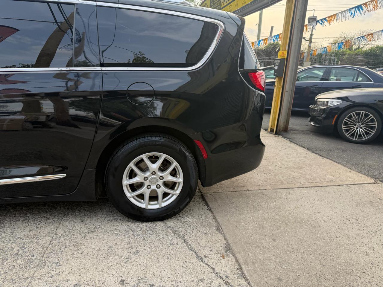 Chrysler Pacifica Touring-L 2020