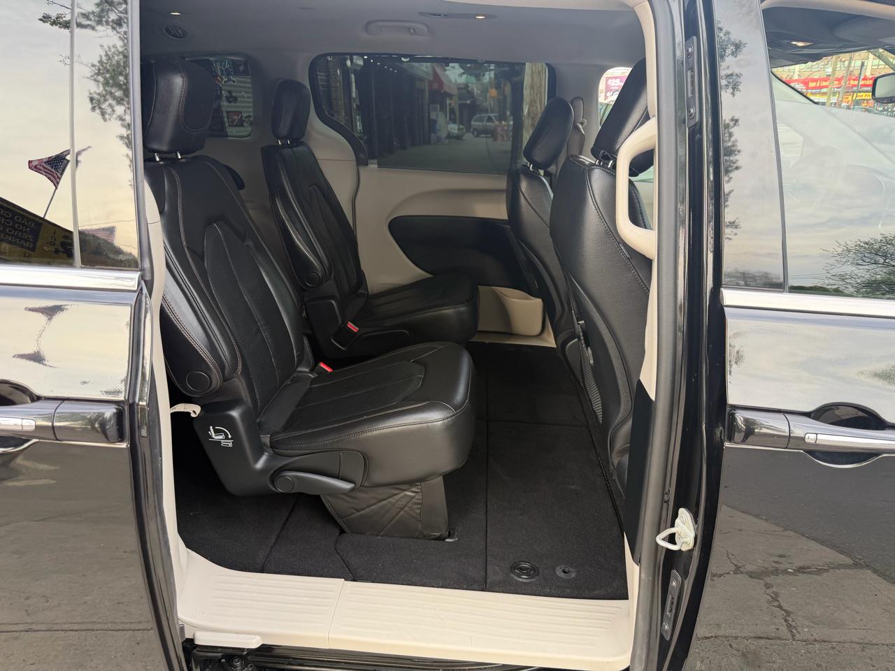 Chrysler Pacifica Touring-L 2020