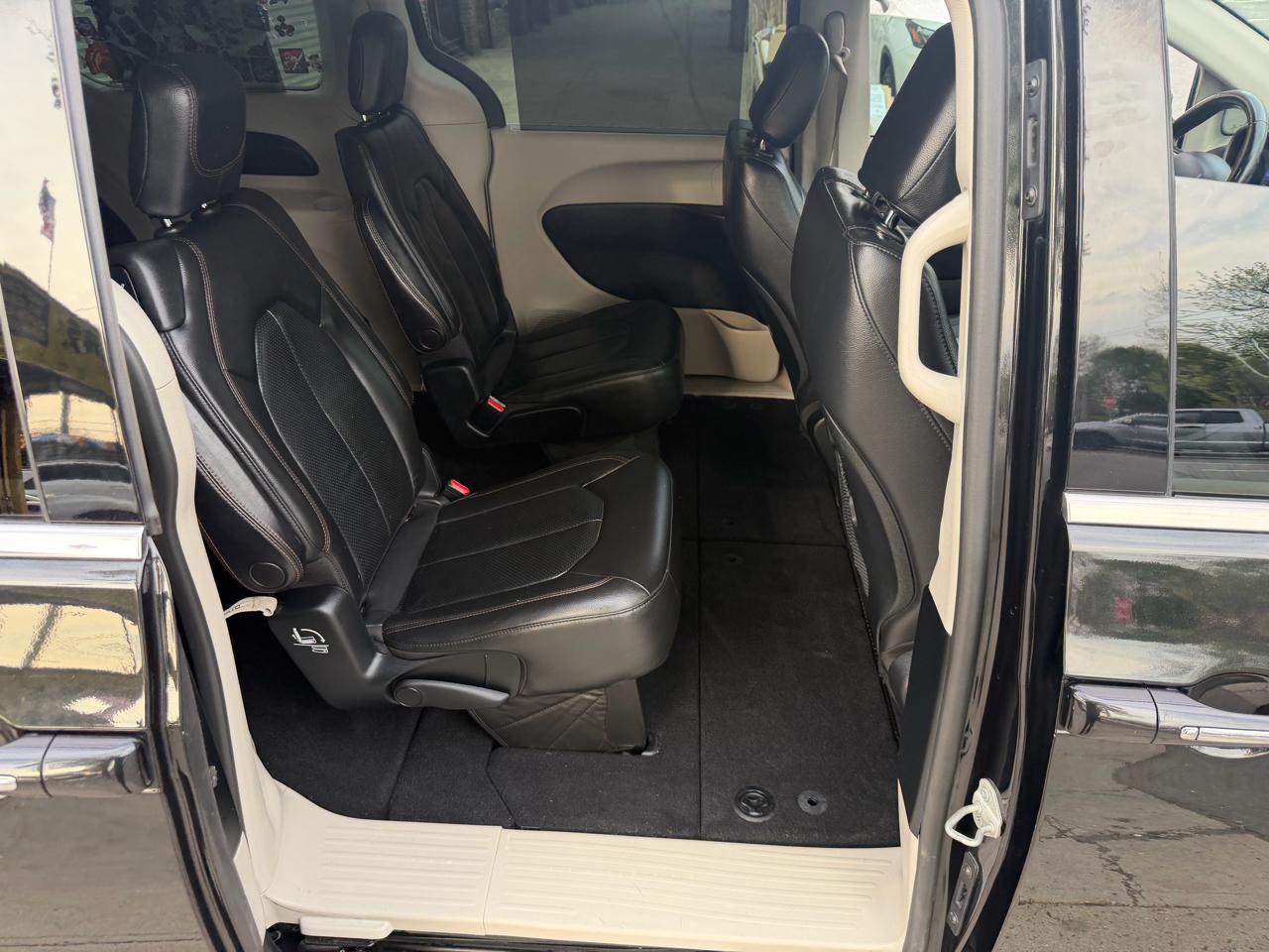 Chrysler Pacifica Touring-L 2020