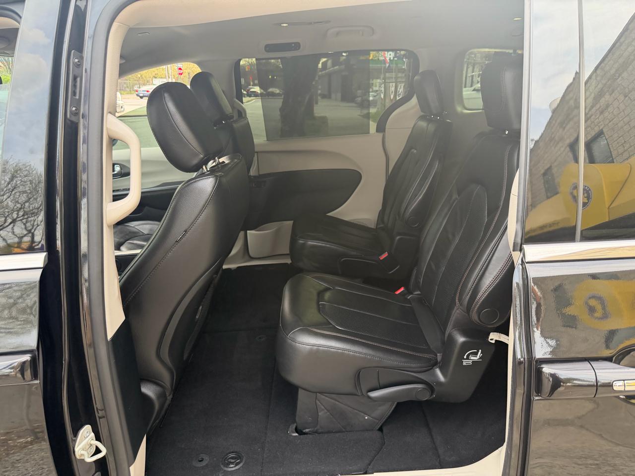 Chrysler Pacifica Touring-L 2020