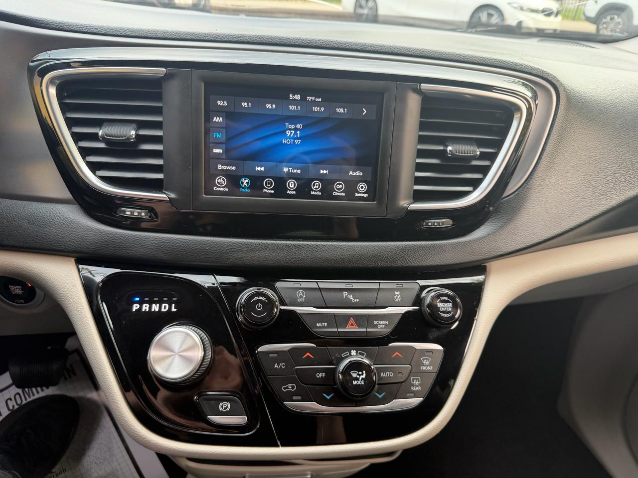 Chrysler Pacifica Touring-L 2020