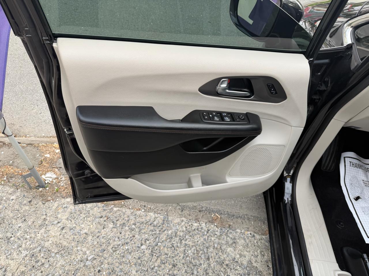 Chrysler Pacifica Touring-L 2020