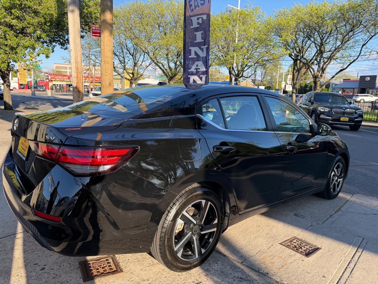 Nissan Sentra SV 2024