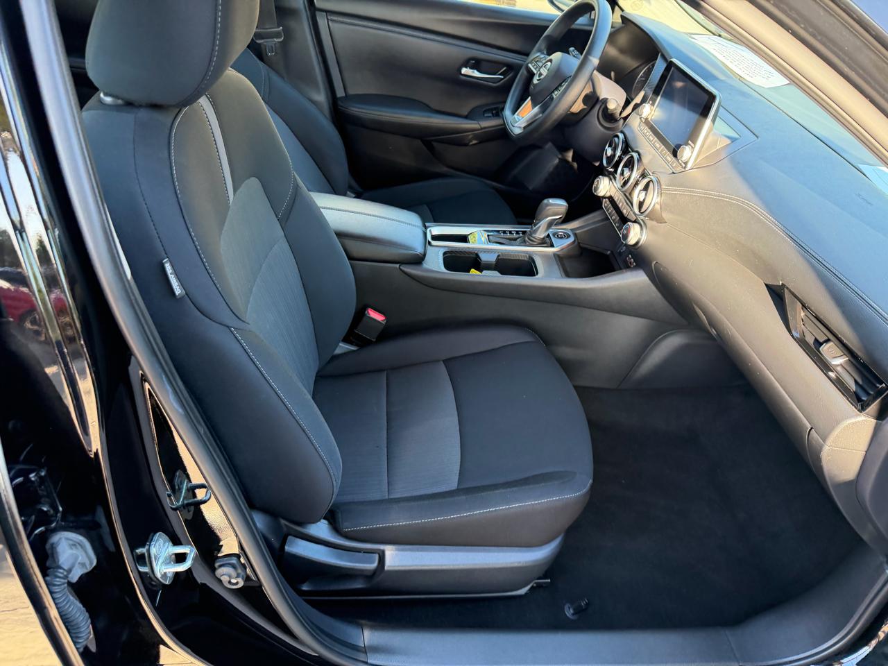 Nissan Sentra SV 2024