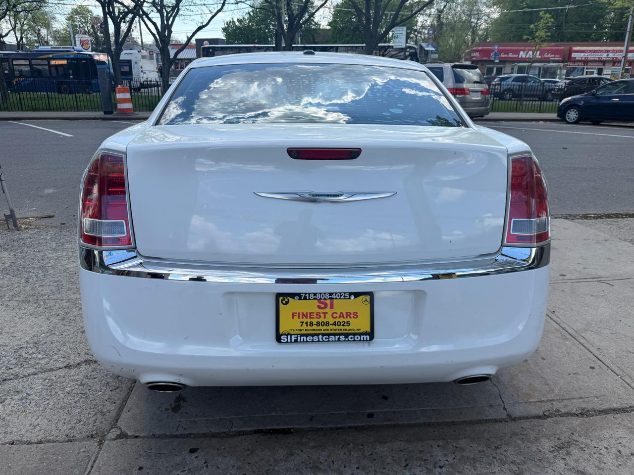 Chrysler 300 Limited RWD 2012