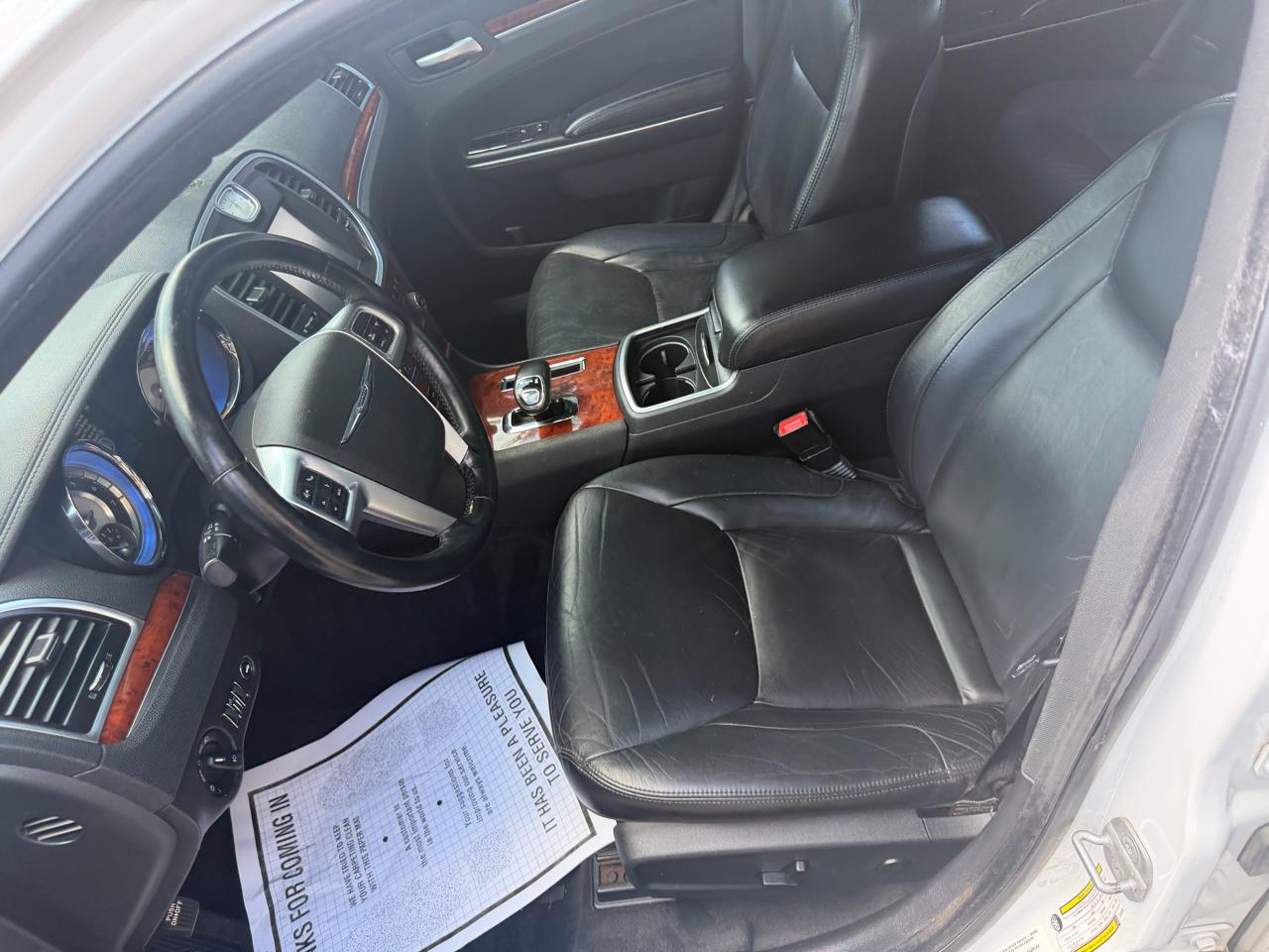 Chrysler 300 Limited RWD 2012