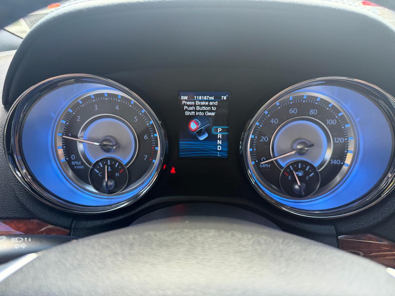 Chrysler 300 Limited RWD 2012