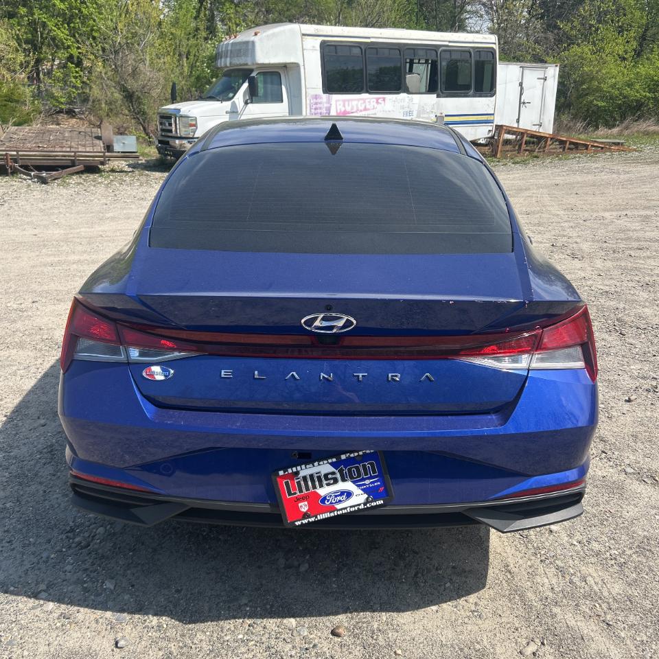 Hyundai Elantra SEL 2022