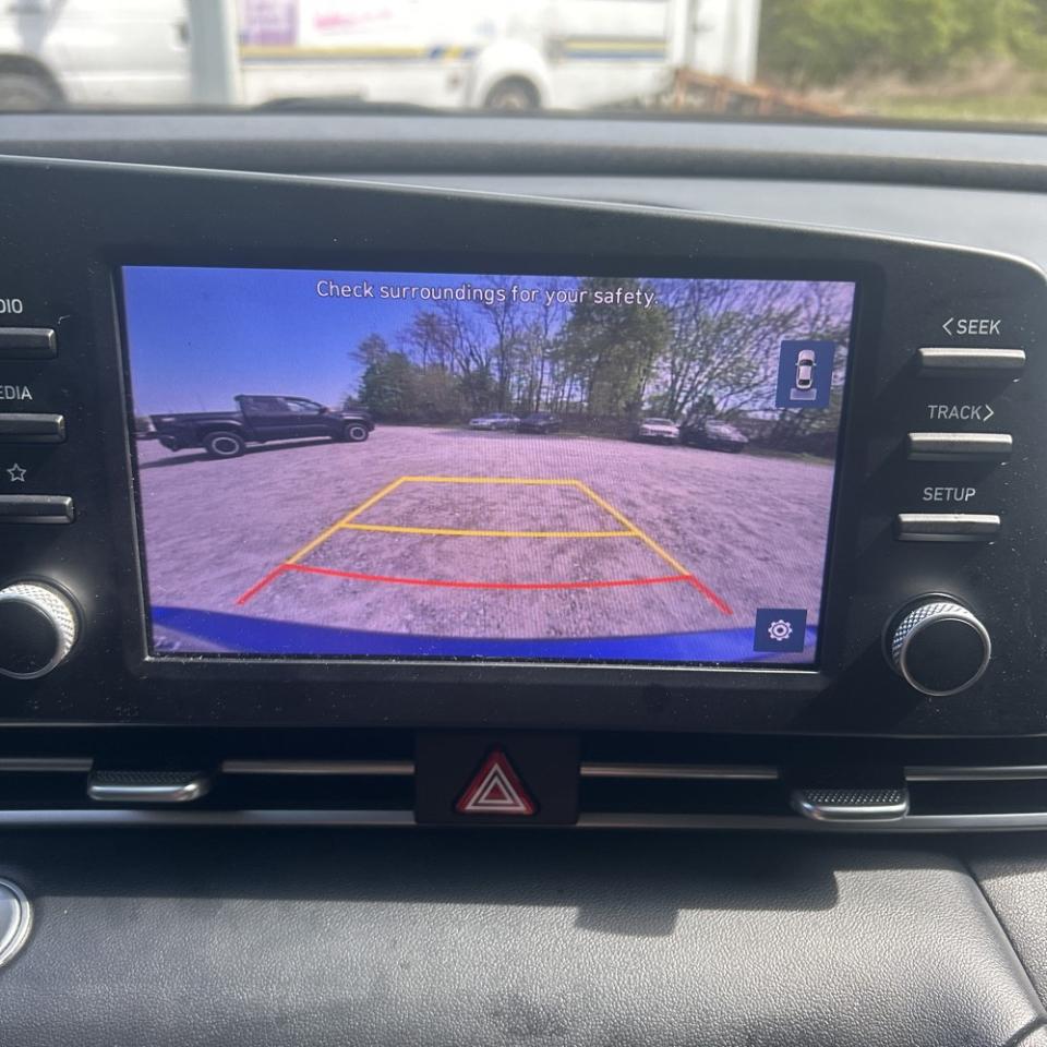 Hyundai Elantra SEL 2022