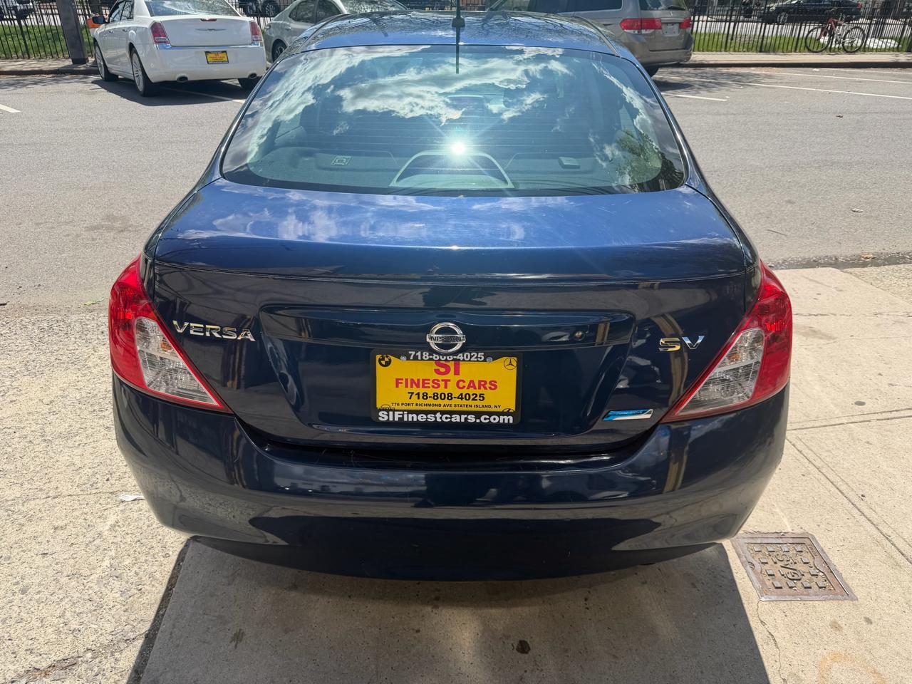 Nissan Versa 1.6 S Sedan 2012