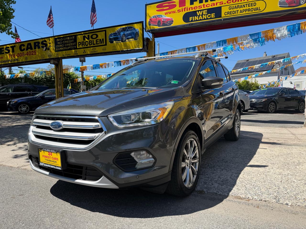 Ford Escape Titanium 4WD 2018