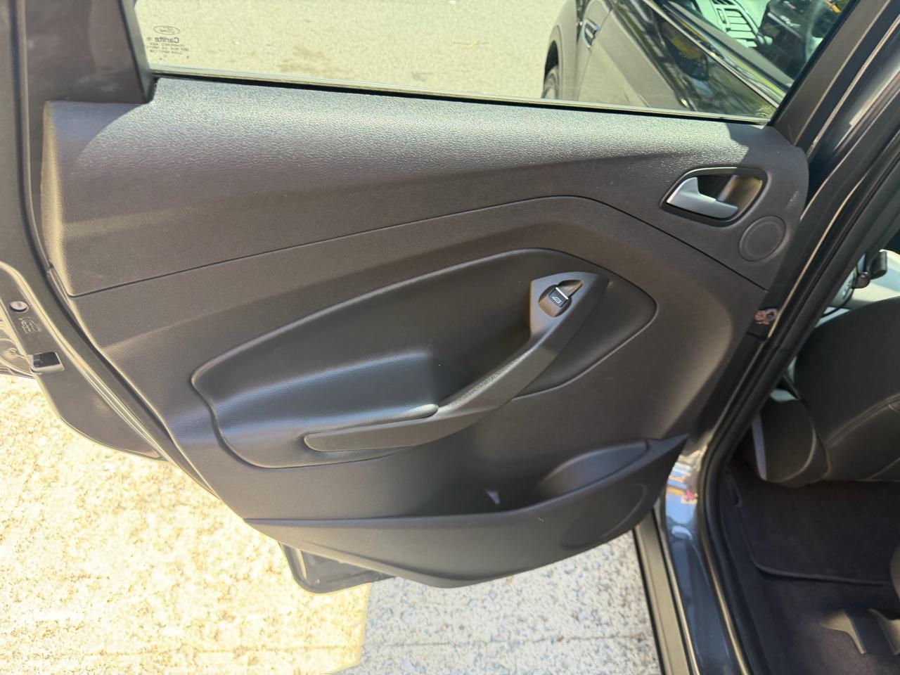 Ford Escape Titanium 4WD 2018