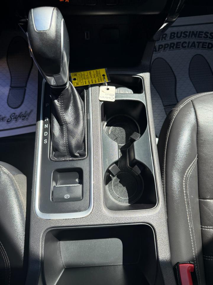 Ford Escape Titanium 4WD 2018