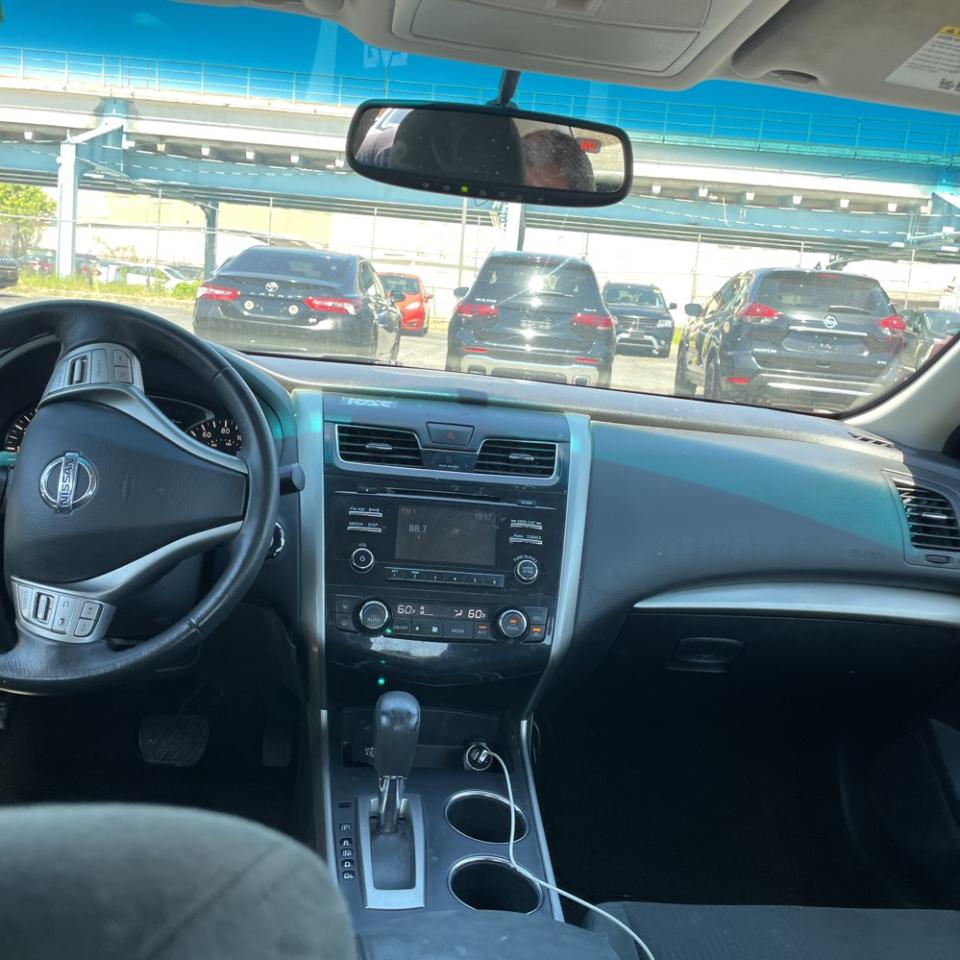 Nissan Altima 2.5 SV 2015