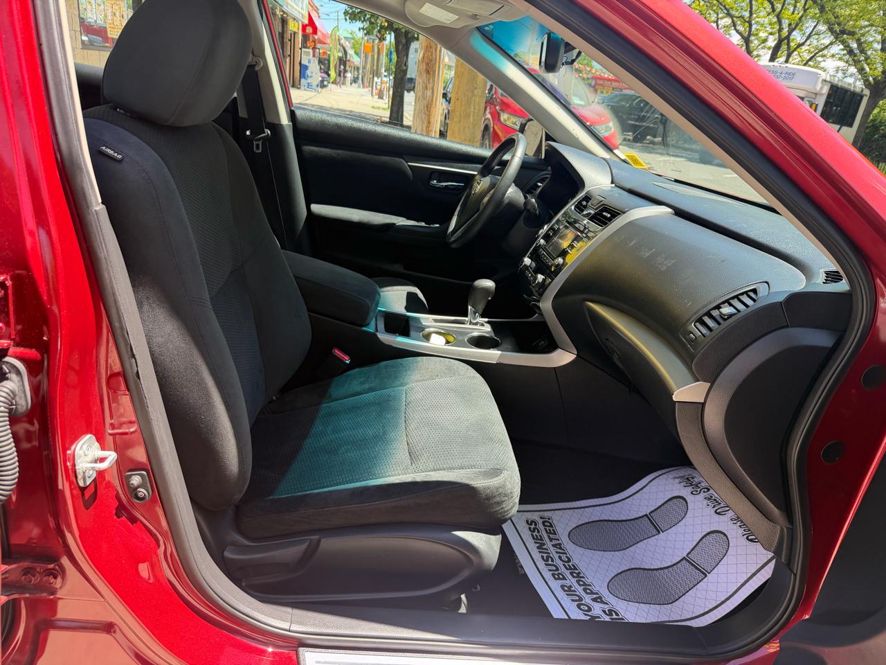 Nissan Altima 2.5 SV 2015