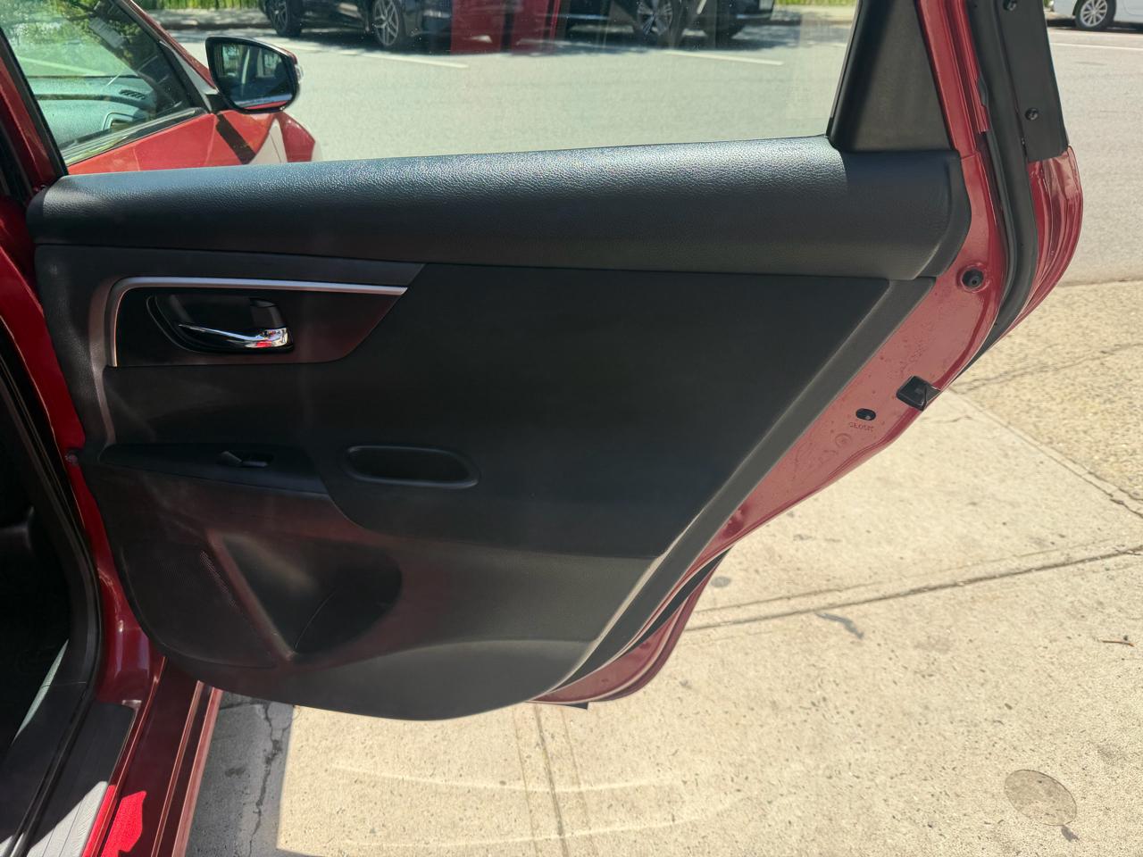 Nissan Altima 2.5 SV 2015