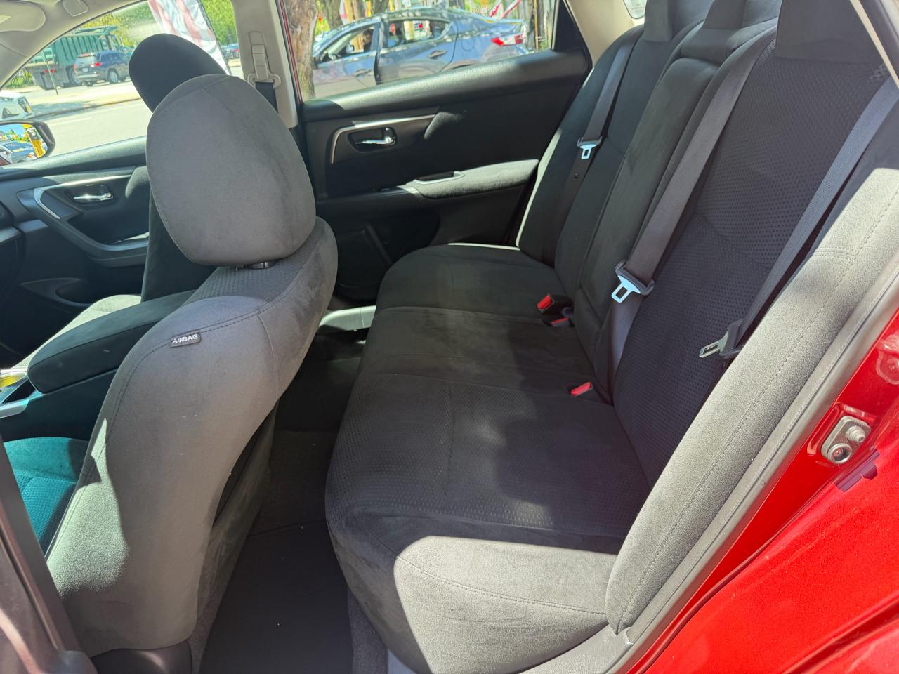 Nissan Altima 2.5 SV 2015