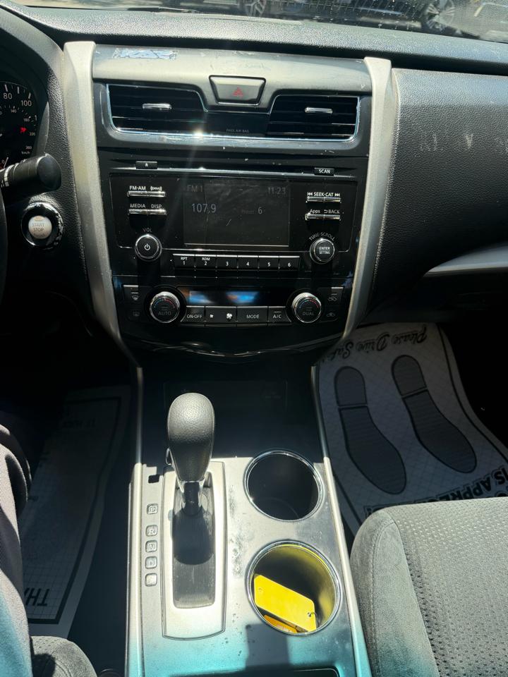 Nissan Altima 2.5 SV 2015
