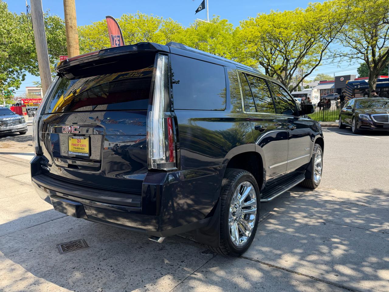 GMC Yukon SLT 4WD 2017