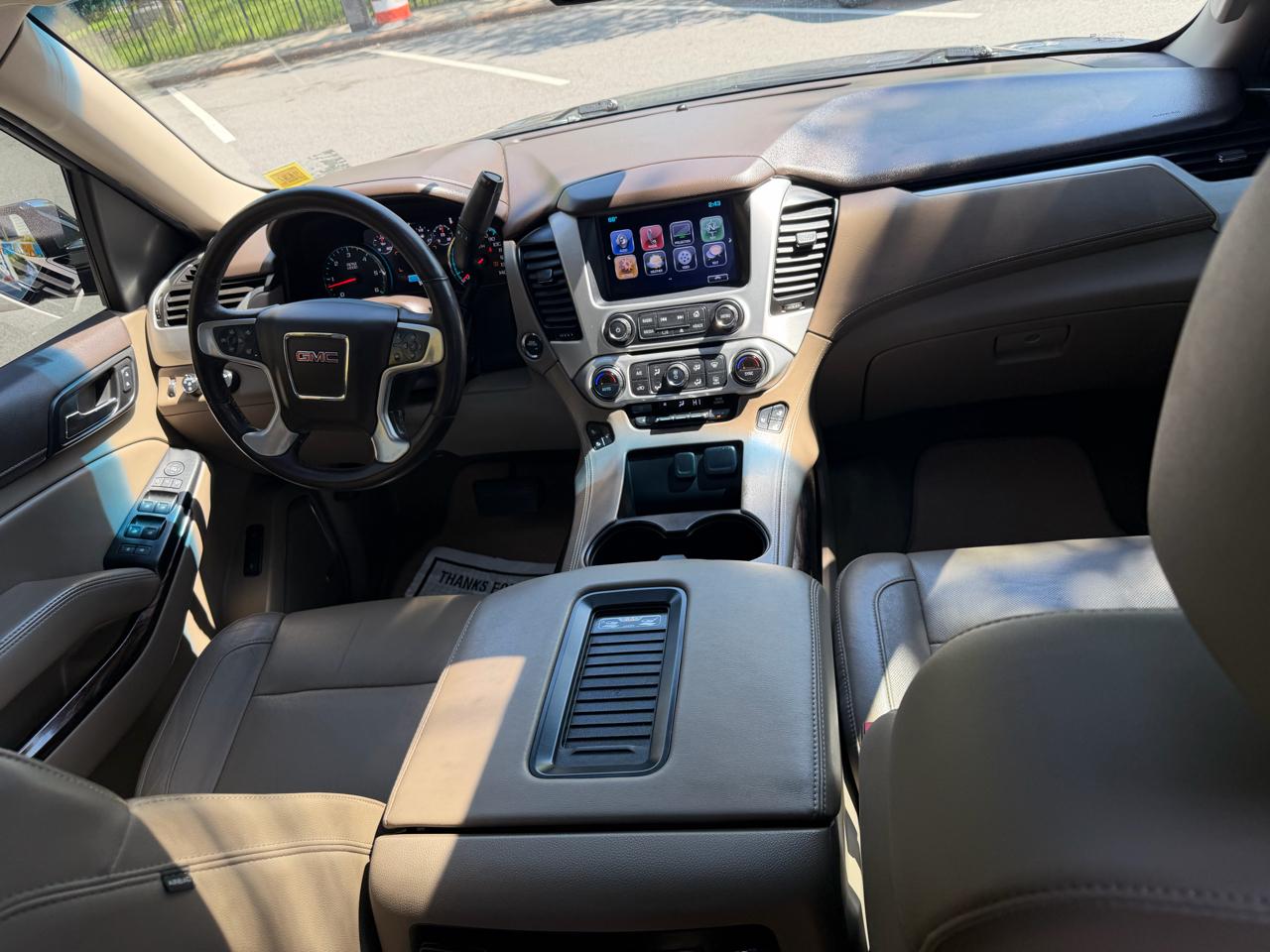 GMC Yukon SLT 4WD 2017
