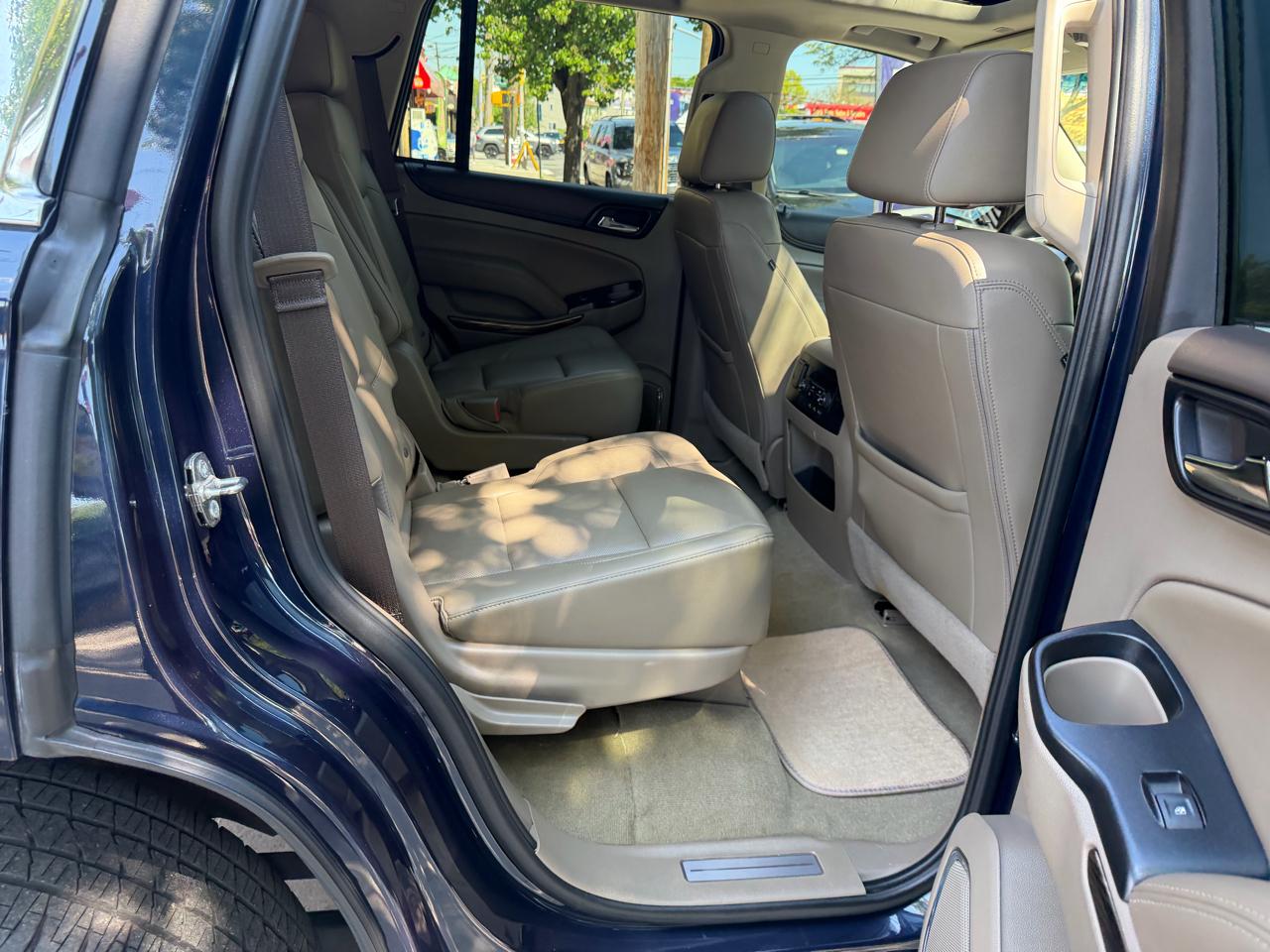GMC Yukon SLT 4WD 2017