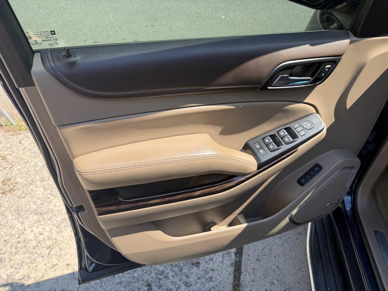 GMC Yukon SLT 4WD 2017