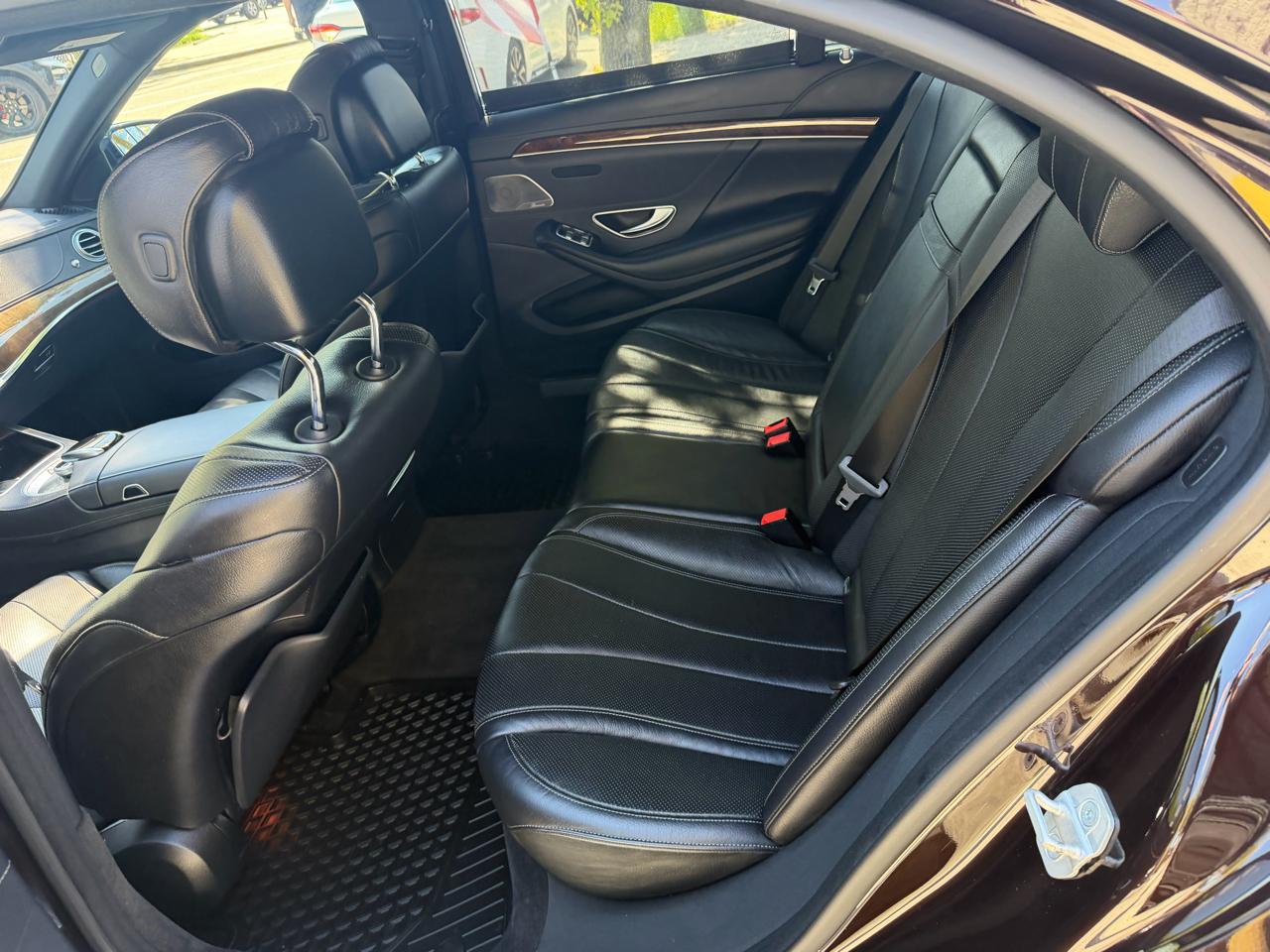 Mercedes-Benz S-Class S550 4MATIC 2015