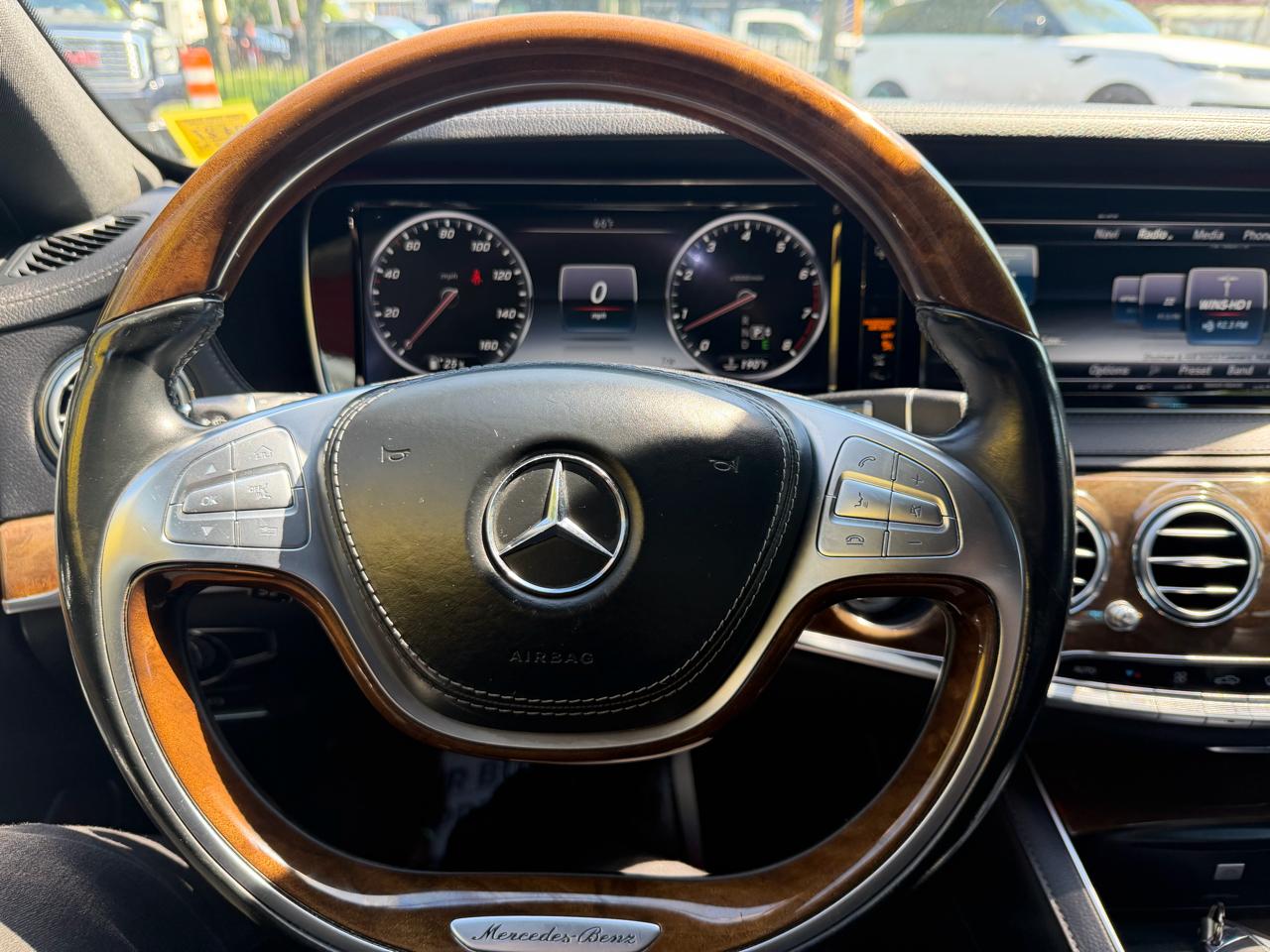 Mercedes-Benz S-Class S550 4MATIC 2015