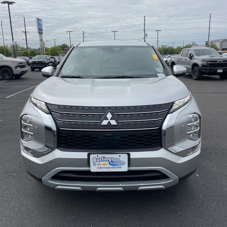 Mitsubishi Outlander SE 4WD 2022