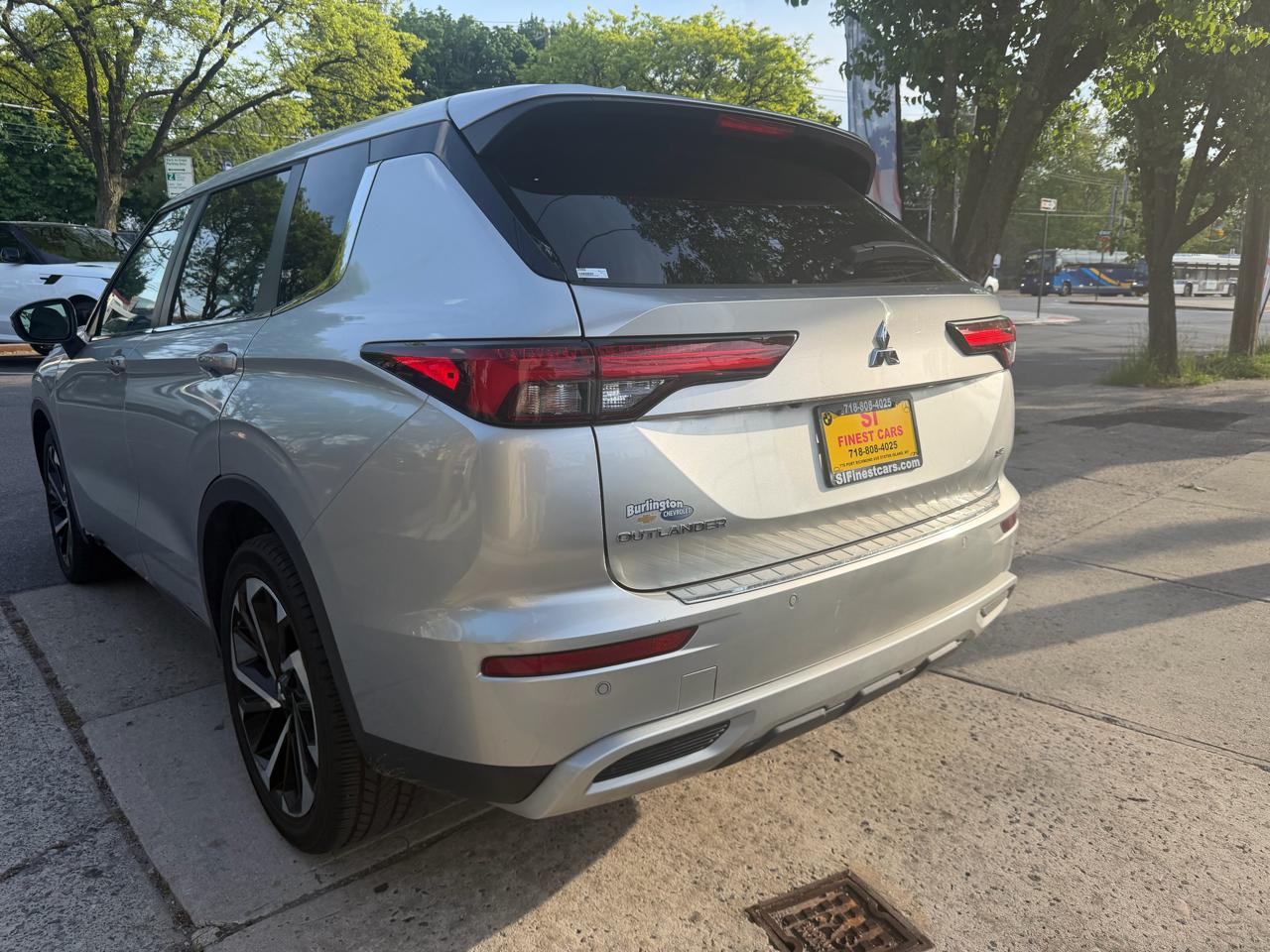 Mitsubishi Outlander SE 4WD 2022