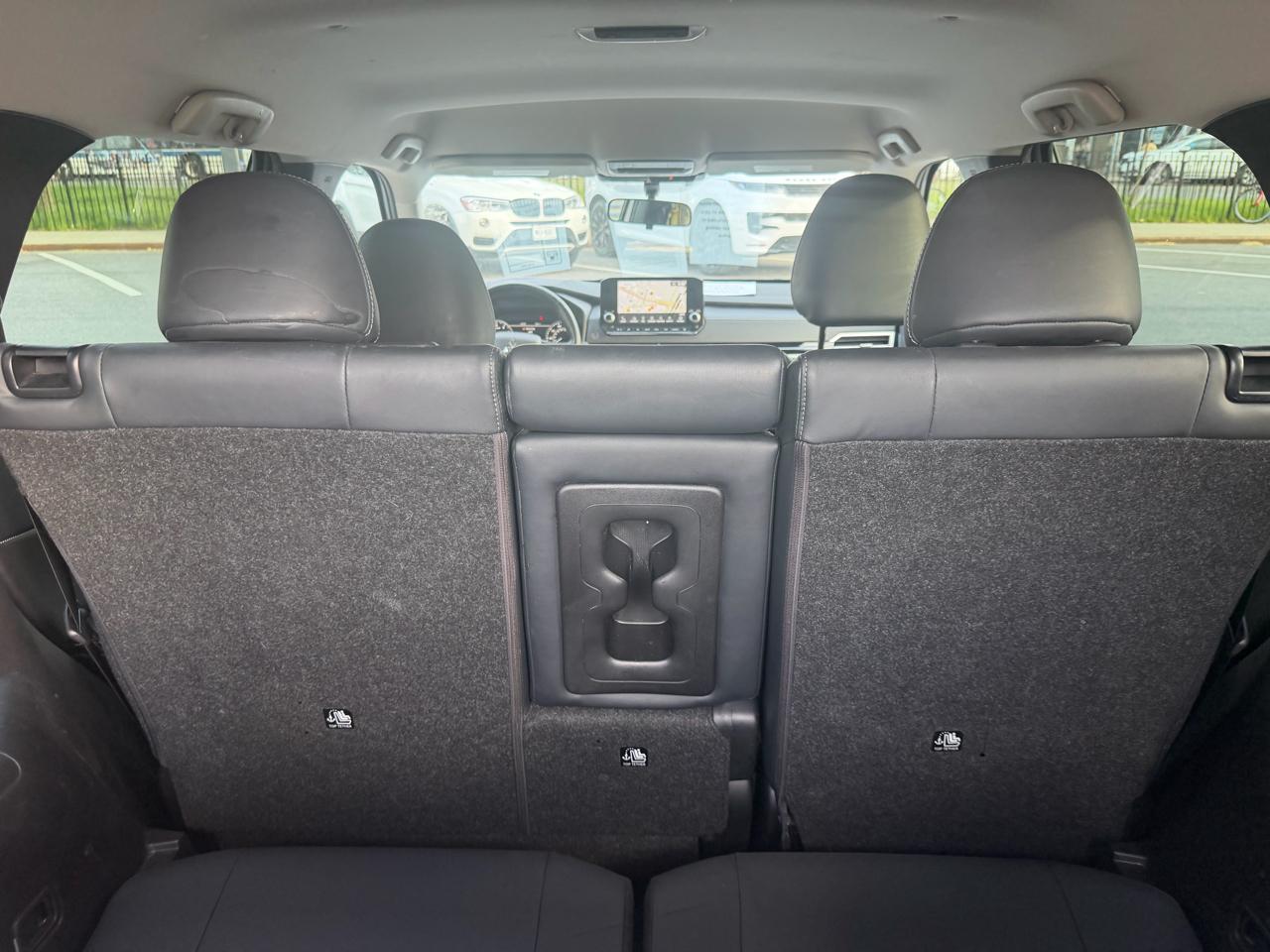 Mitsubishi Outlander SE 4WD 2022