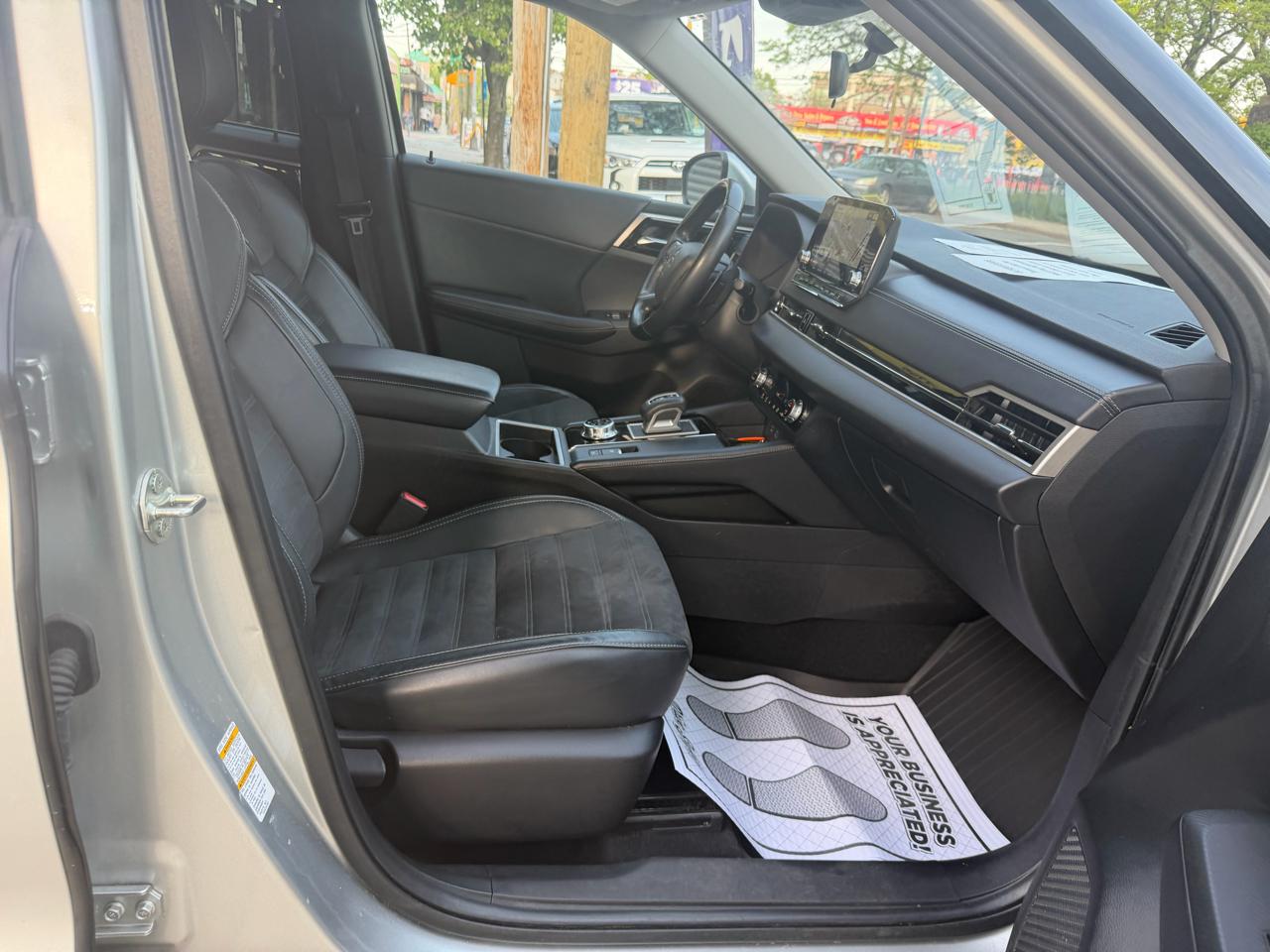 Mitsubishi Outlander SE 4WD 2022