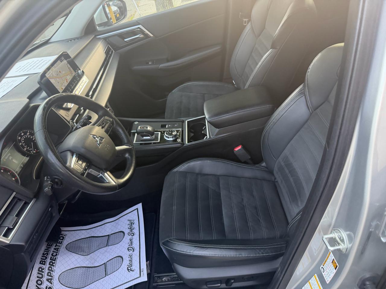 Mitsubishi Outlander SE 4WD 2022