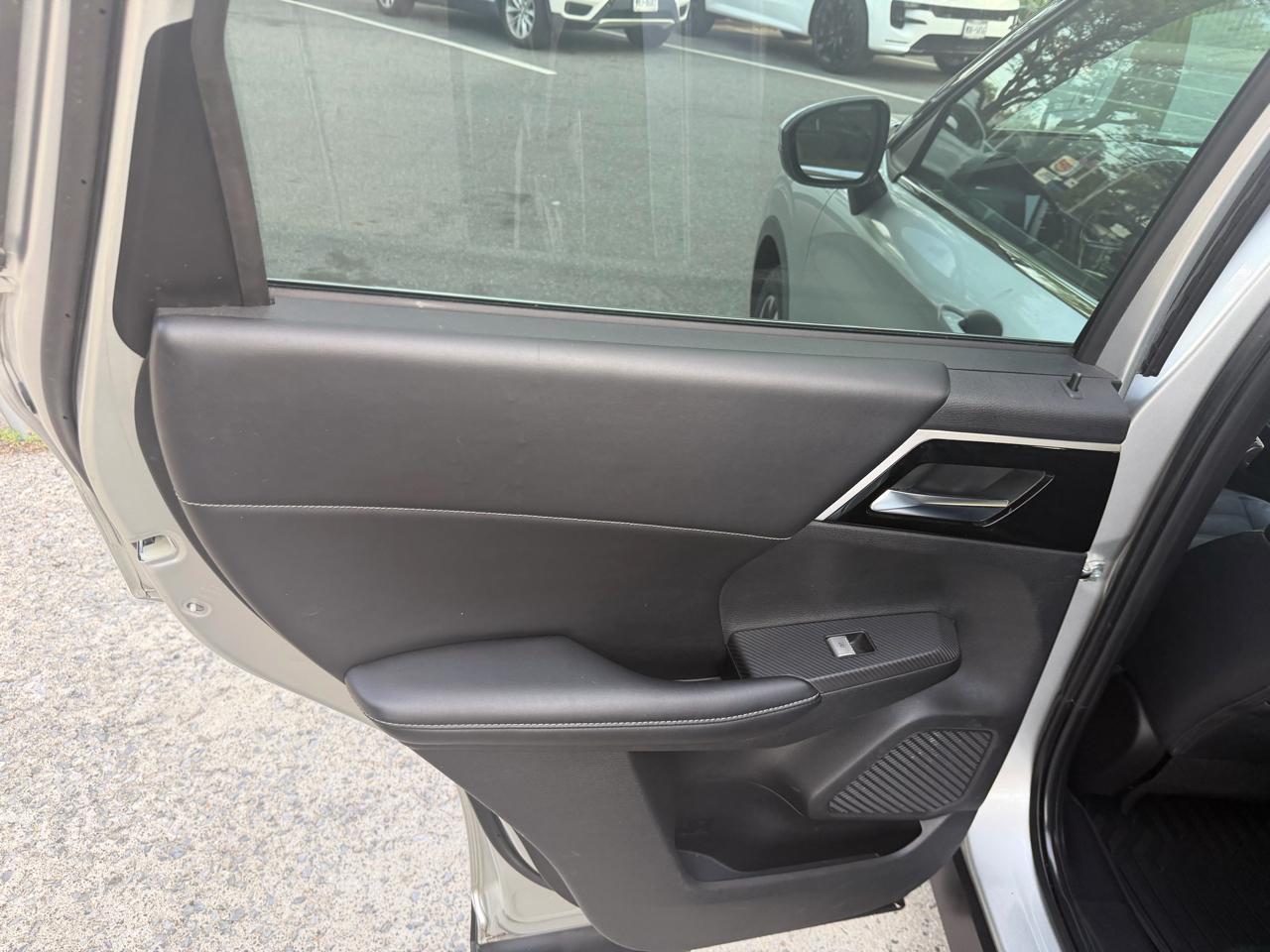 Mitsubishi Outlander SE 4WD 2022