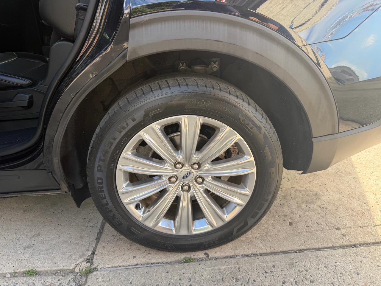 Ford Explorer Limited AWD 2020