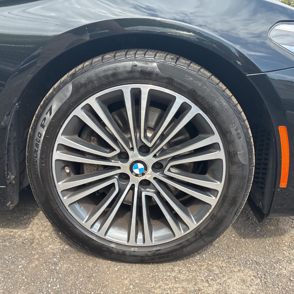 BMW 5-Series 540i xDrive 2019