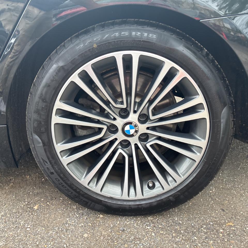 BMW 5-Series 540i xDrive 2019