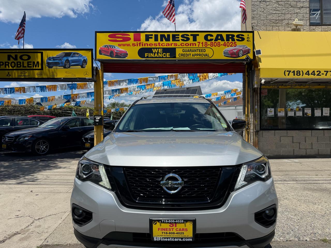 Nissan Pathfinder SV 4WD 2020