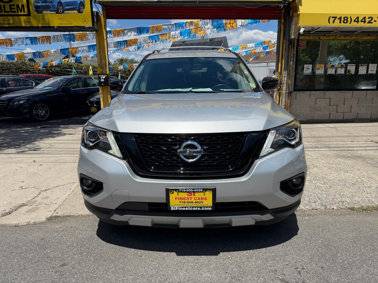 Nissan Pathfinder SV 4WD 2020