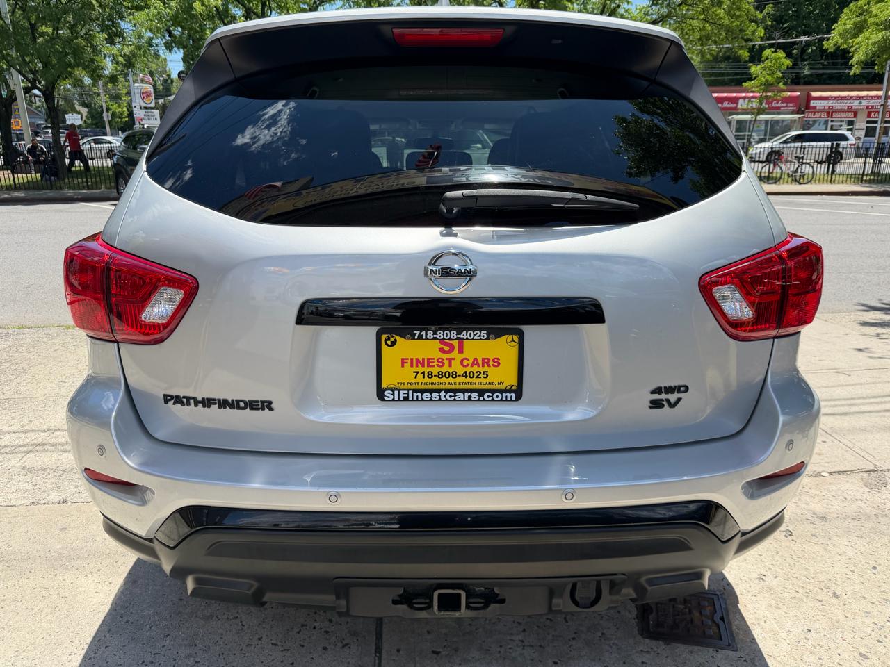 Nissan Pathfinder SV 4WD 2020