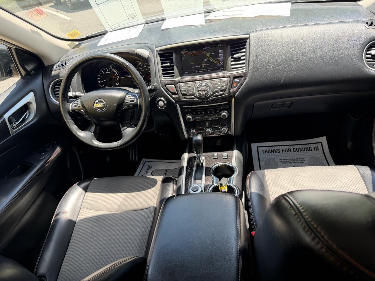 Nissan Pathfinder SV 4WD 2020