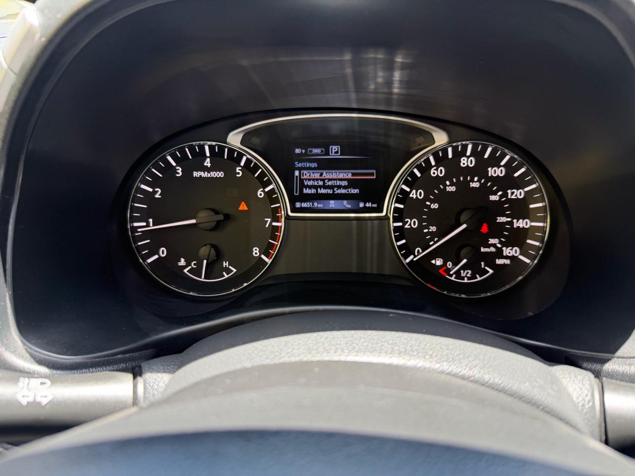 Nissan Pathfinder SV 4WD 2020