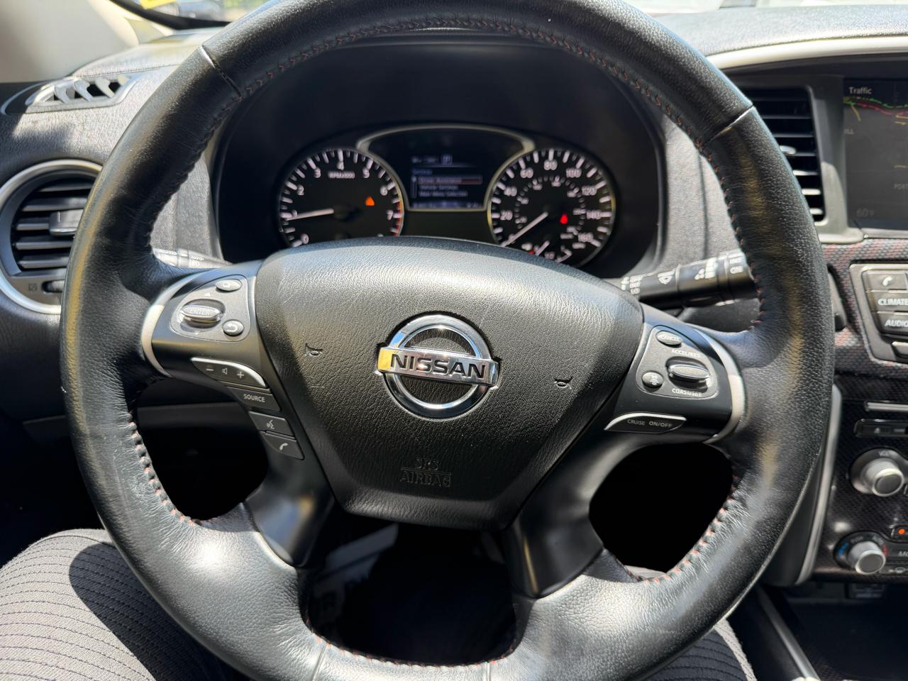 Nissan Pathfinder SV 4WD 2020