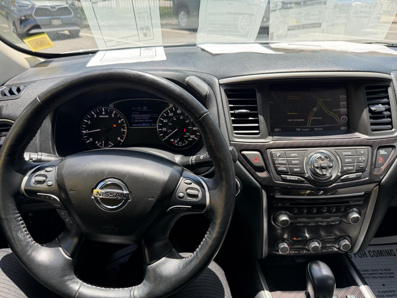Nissan Pathfinder SV 4WD 2020