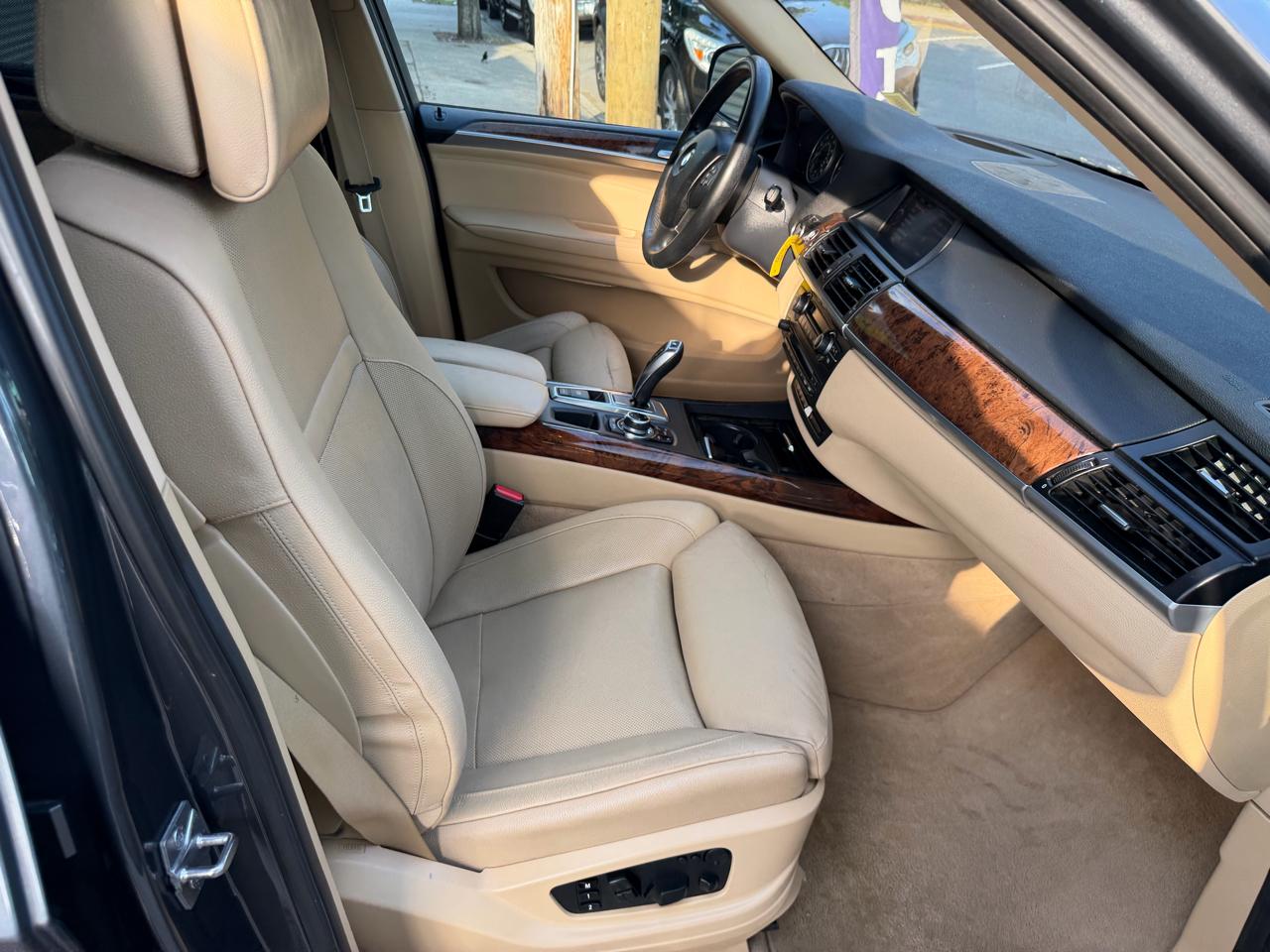BMW X5 xDrive35i 2012
