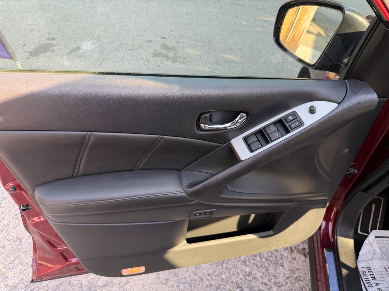 Nissan Murano SL AWD 2012