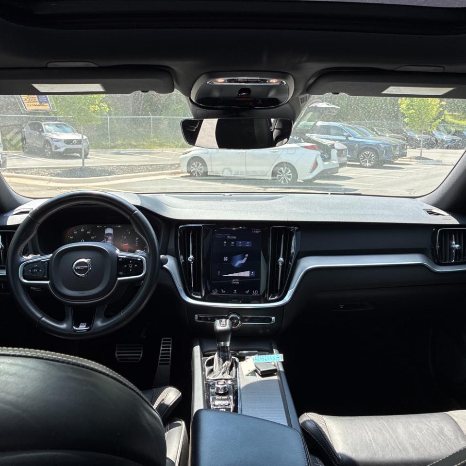 Volvo S60 T6 R-Design AWD 2019