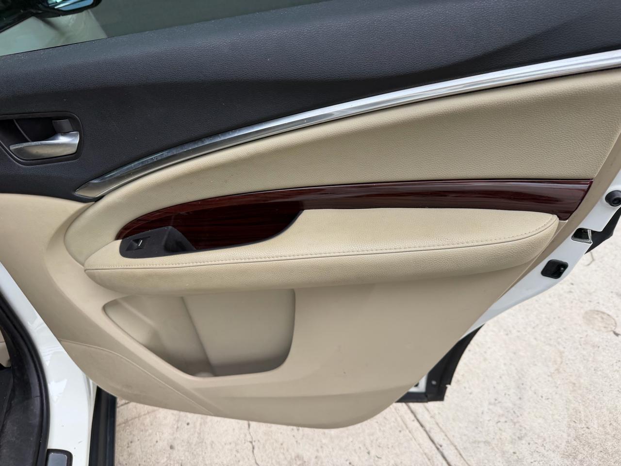 Acura MDX SH-AWD 9-Spd AT w/Tech Package 2016